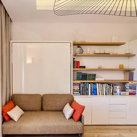 Grand H -f2, Face Vieux- Nice, Terrasse, Ascenseur, Climatisation, Terrace - Center *