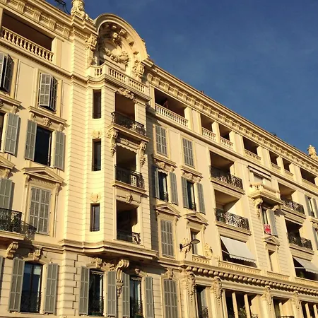 Grand H -f2, Face Vieux- Nice, Terrasse, Ascenseur, Climatisation, Terrace - Center