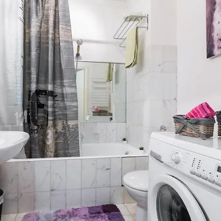 Apartment Grand H -f2, Face Vieux- Nice, Terrasse, Ascenseur, Climatisation, Terrace - Center *