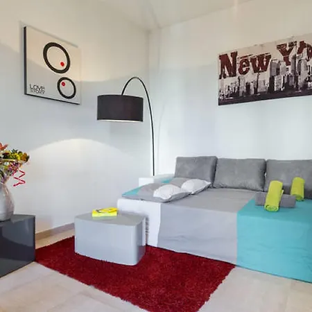 Daire Grand H -f2, Face Vieux- Nice, Terrasse, Ascenseur, Climatisation, Terrace - Center *