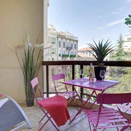 Daire Grand H -f2, Face Vieux- Nice, Terrasse, Ascenseur, Climatisation, Terrace - Center