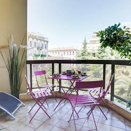 Grand H -f2, Face Vieux- Nice, Terrasse, Ascenseur, Climatisation, Terrace - Center Daire Nice