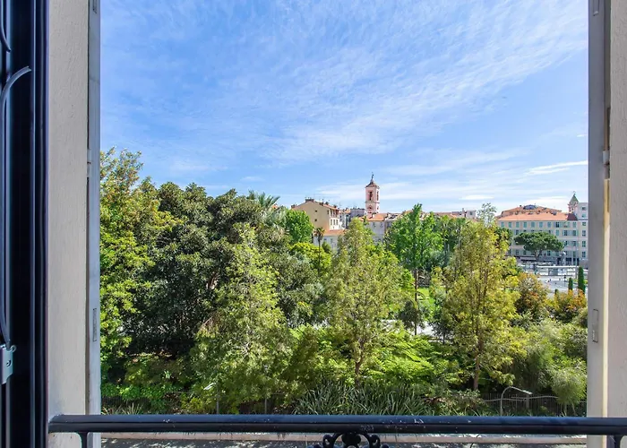 Grand H -f2, Face Vieux- Nice, Terrasse, Ascenseur, Climatisation, Terrace - Center * Nice