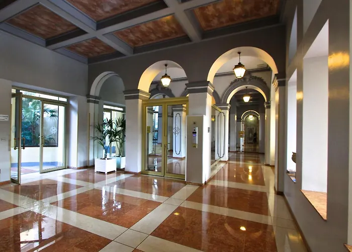 Lägenhet Grand H -f2, Face Vieux- Nice, Terrasse, Ascenseur, Climatisation, Terrace - Center