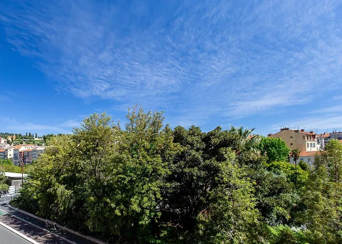 Grand H -f2, Face Vieux- Nice, Terrasse, Ascenseur, Climatisation, Terrace - Center Lägenhet