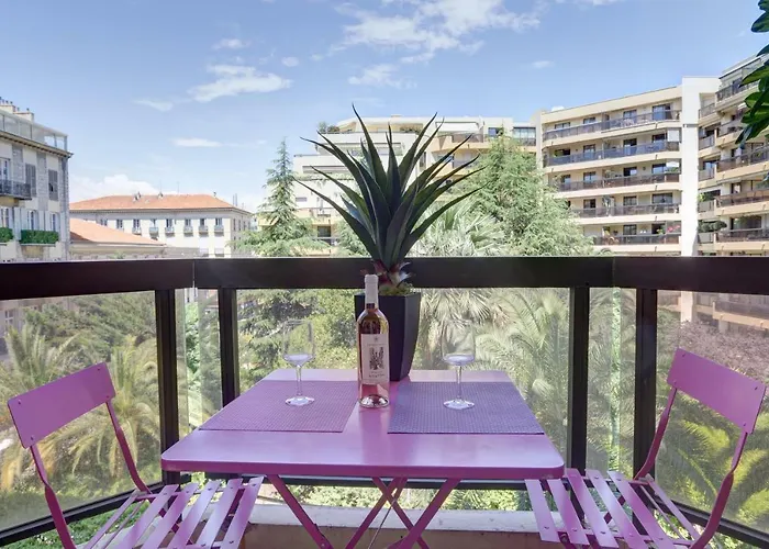 Grand H -f2, Face Vieux- Nice, Terrasse, Ascenseur, Climatisation, Terrace - Center Nice